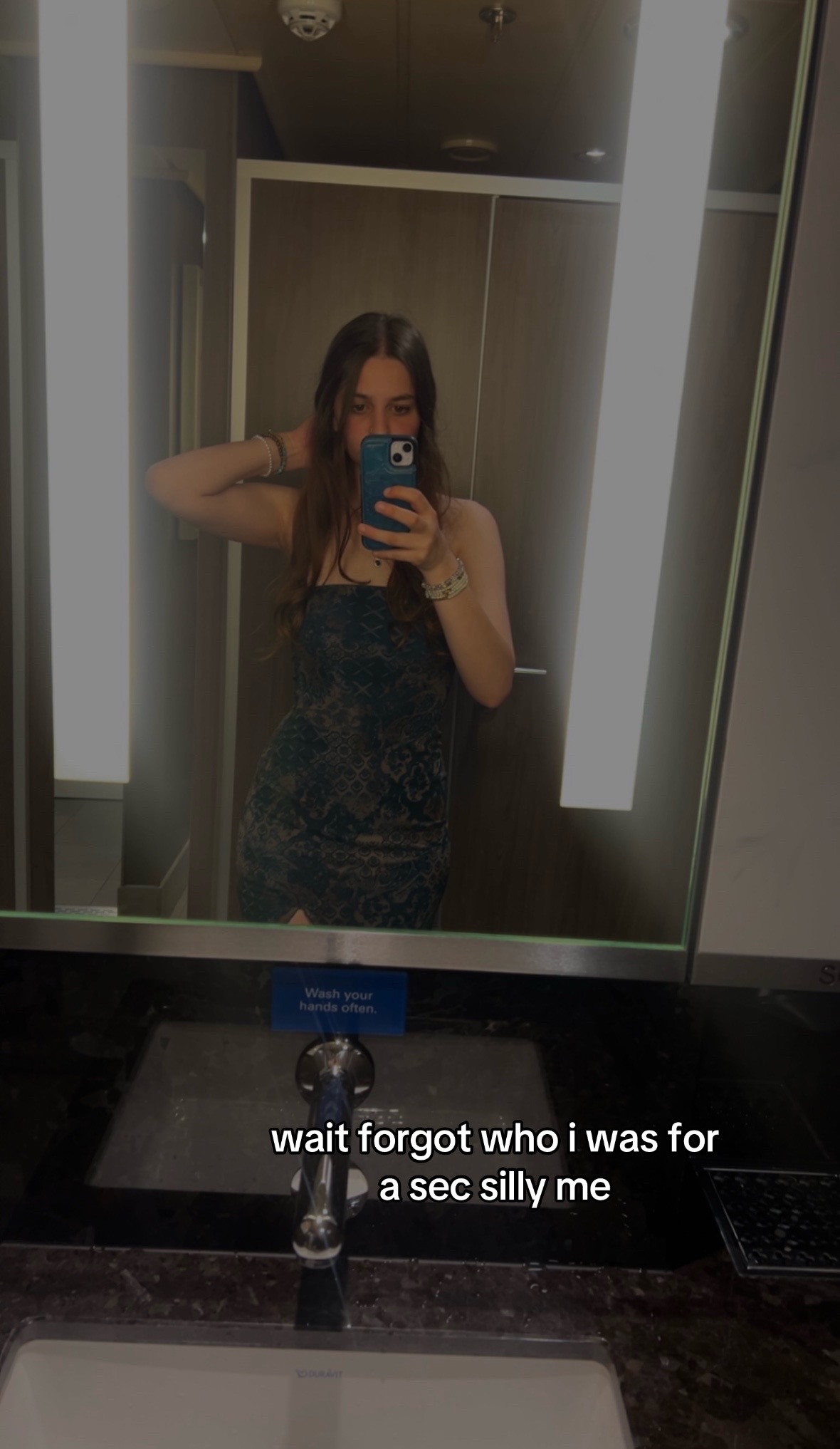 @lin ⋆˚꩜｡