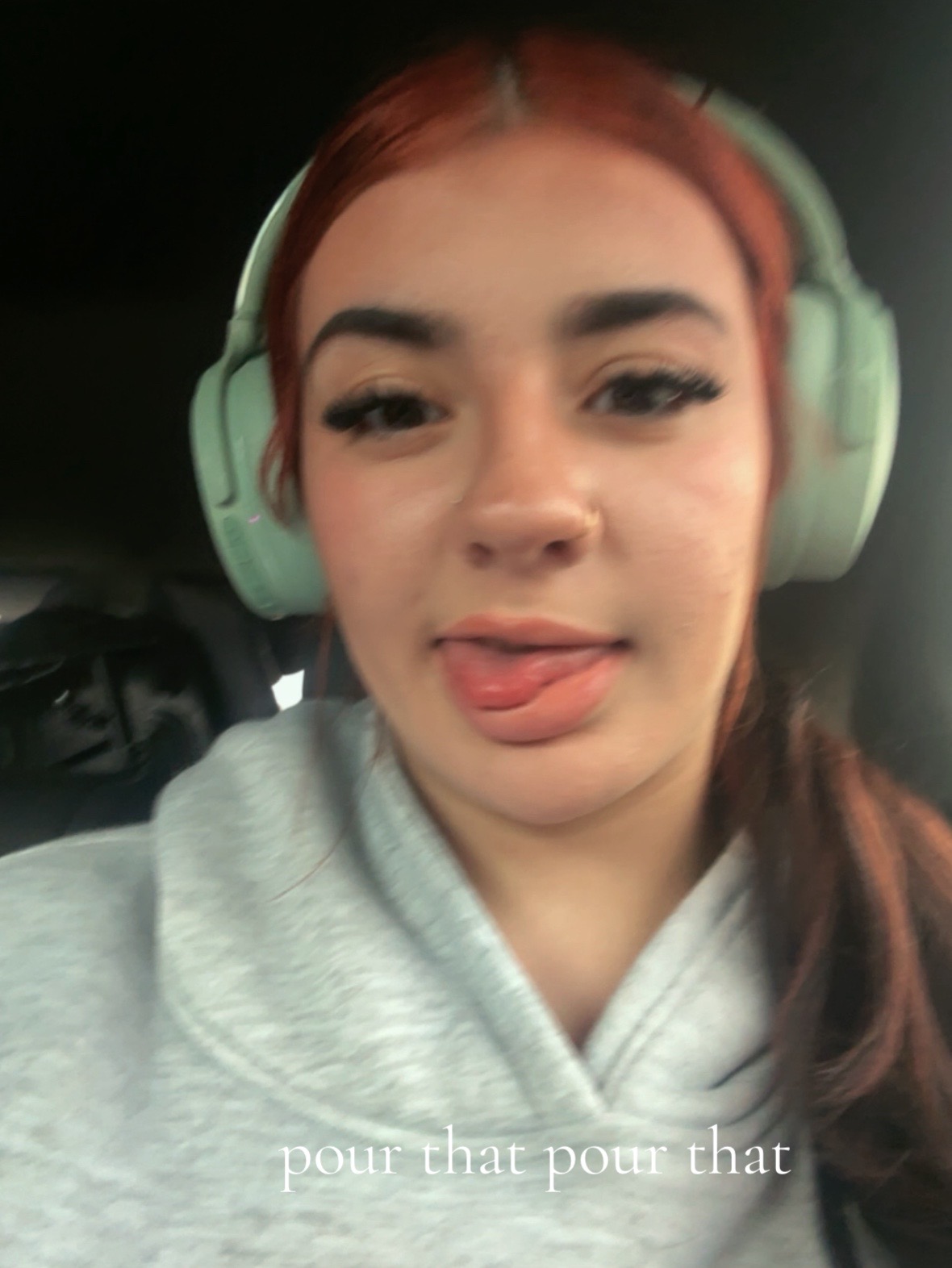 @️