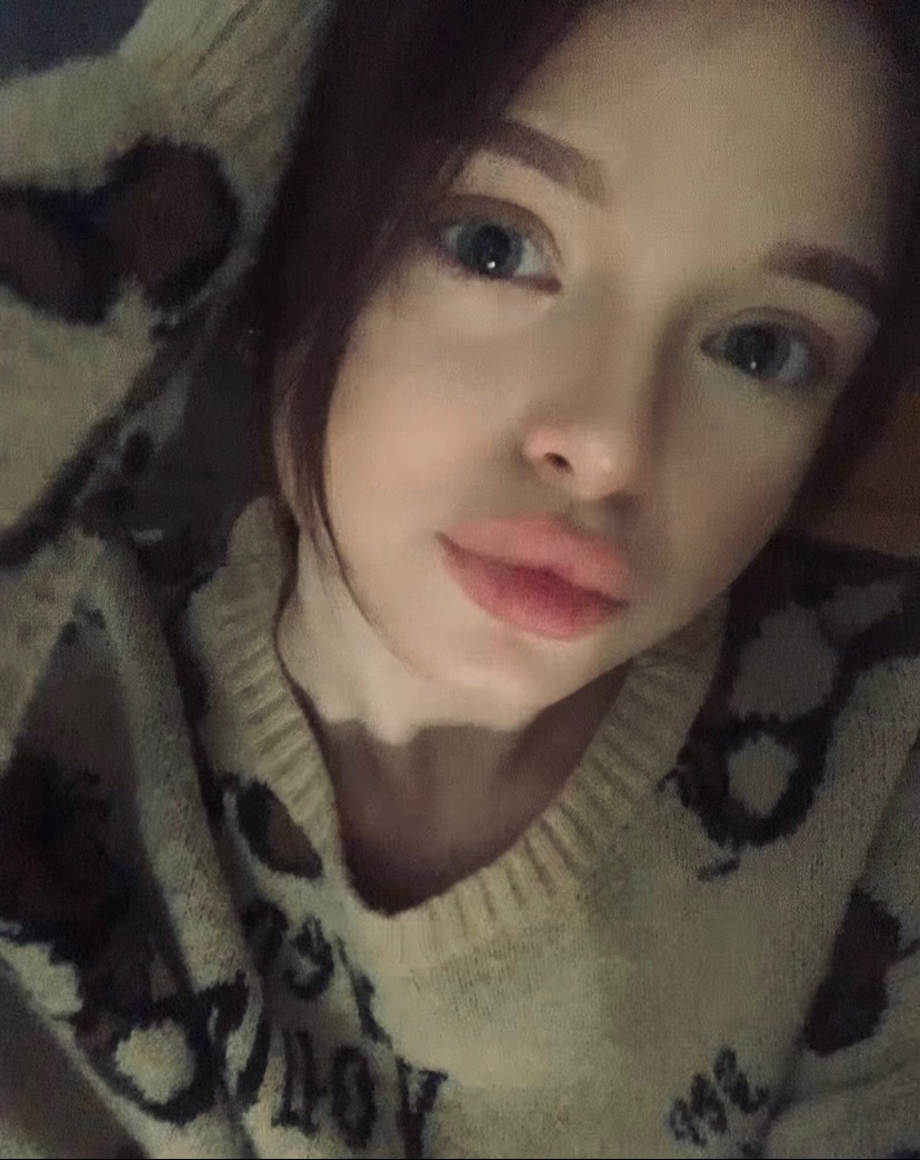 @valeria.