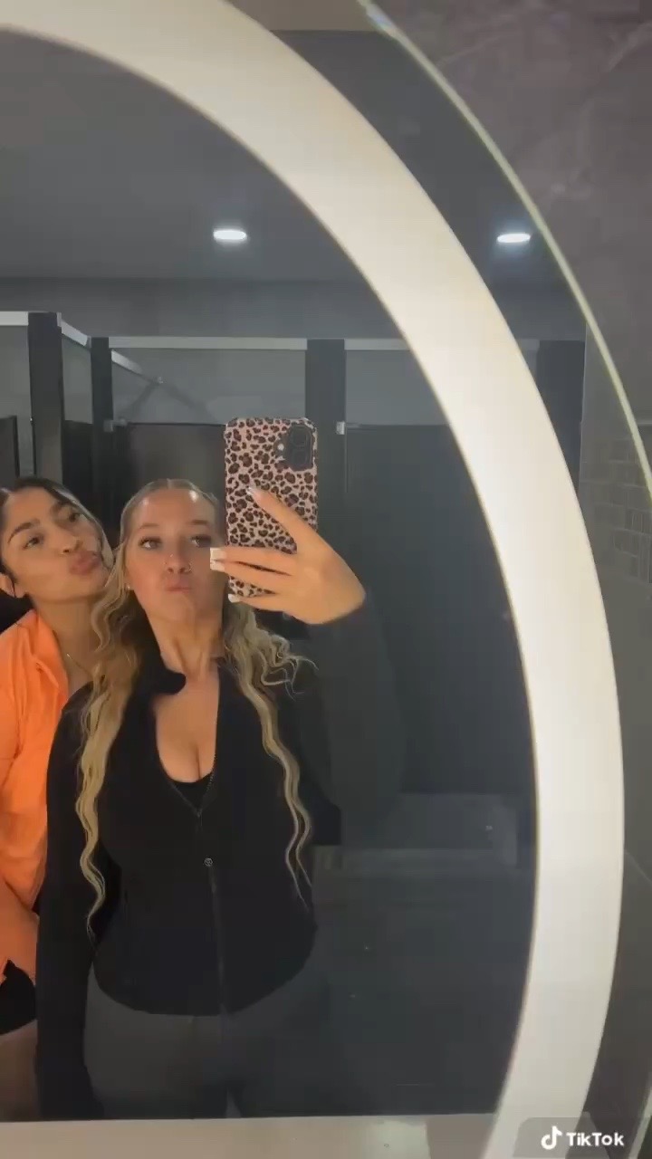 @👸🏼