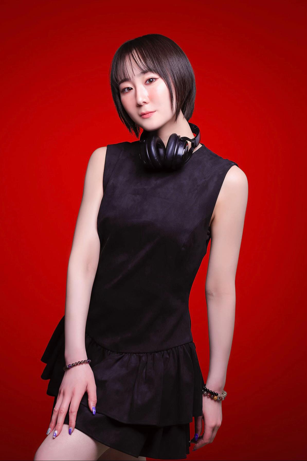 @dj_astera