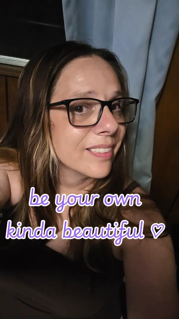 @☄️Christina RoyalQueen☄️