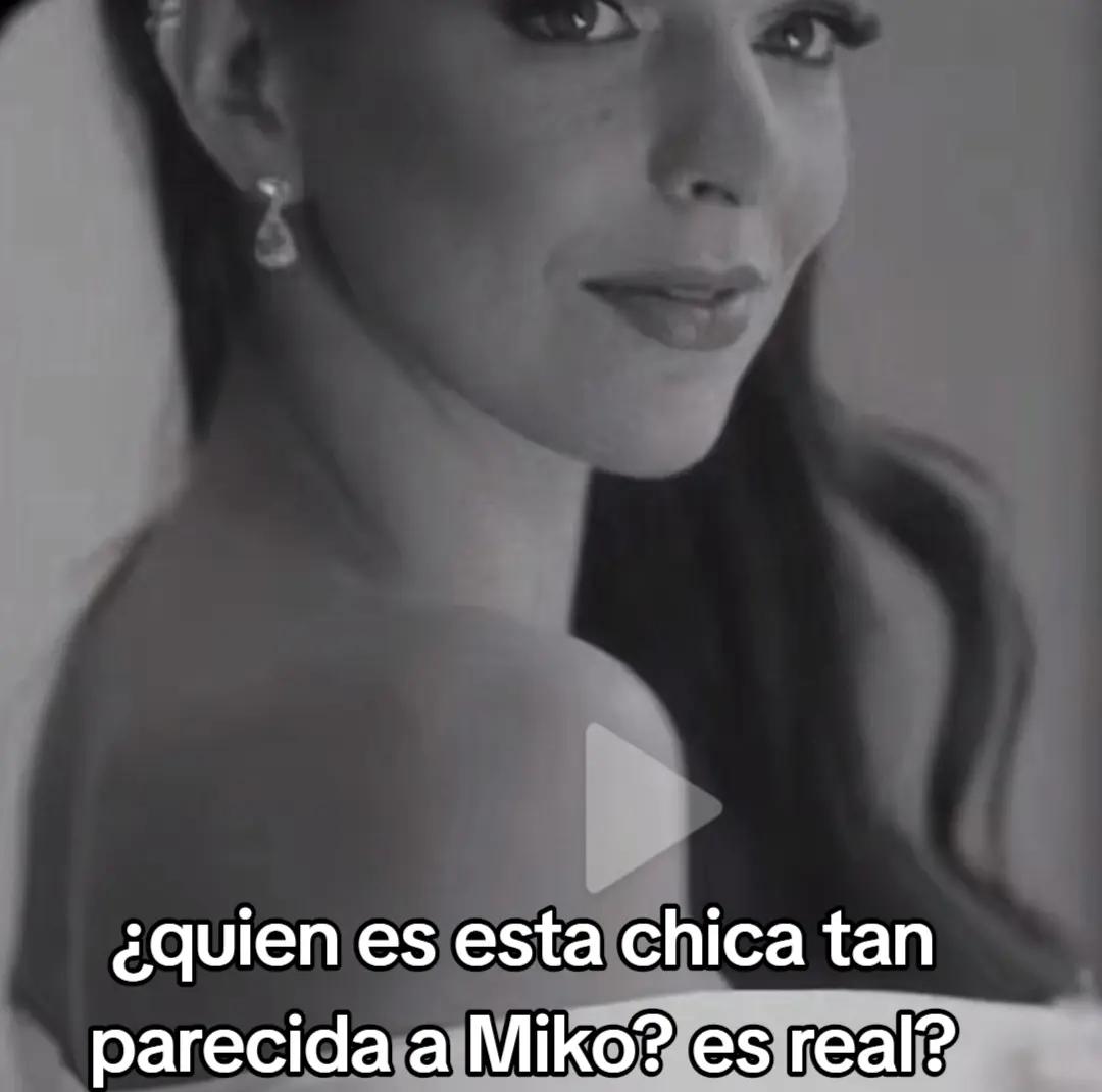 @María