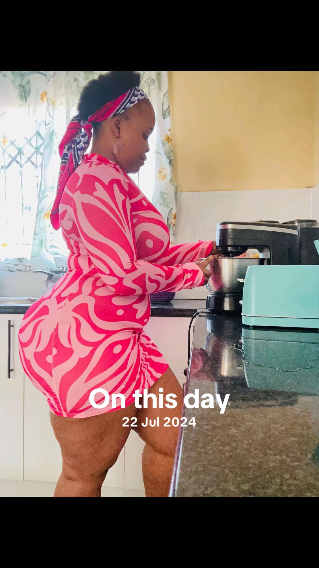@Curvilicious 🥰F