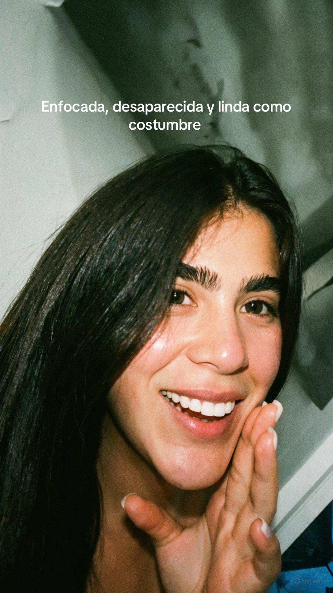 @Daniela✨