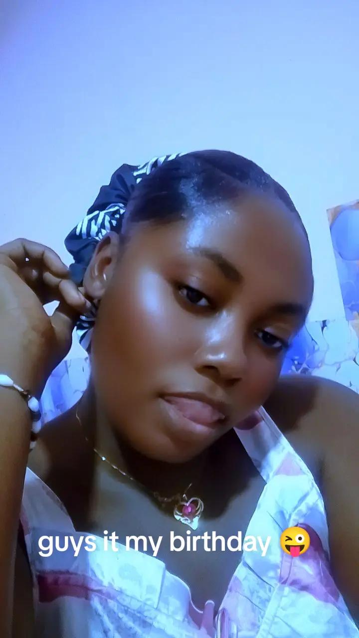 @Sky Queen 😜