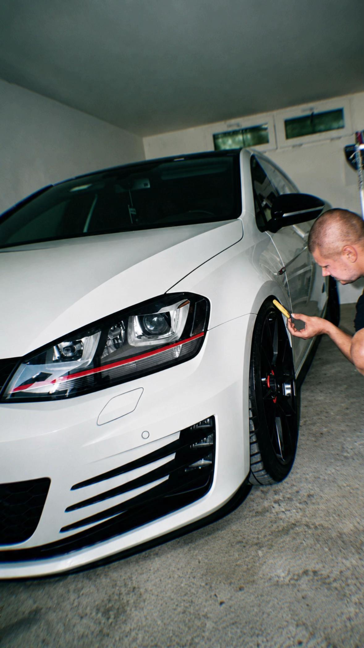 @WHITEGTI