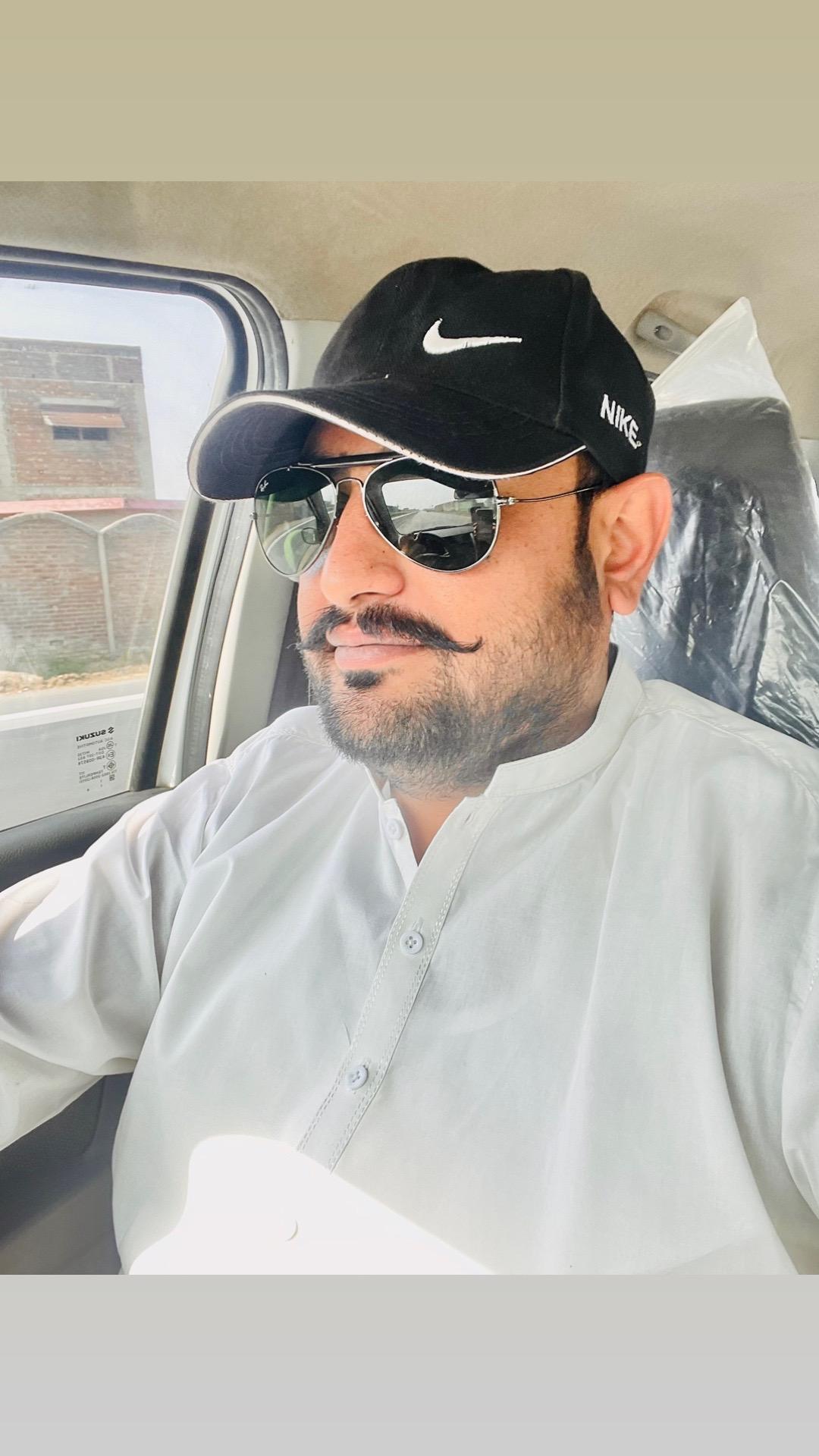 @Malhi Rent A 🚘 03096056884