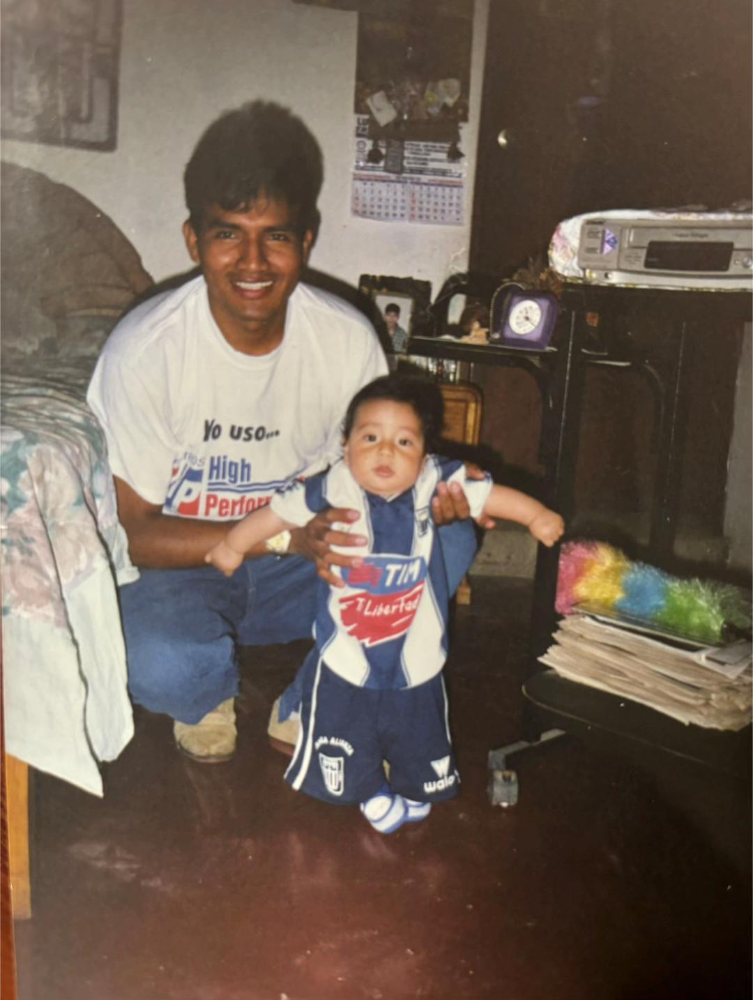 @LE&Oacute;NIDAS