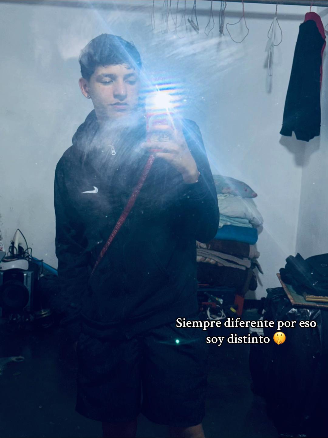 @🤴🏻⚡️
