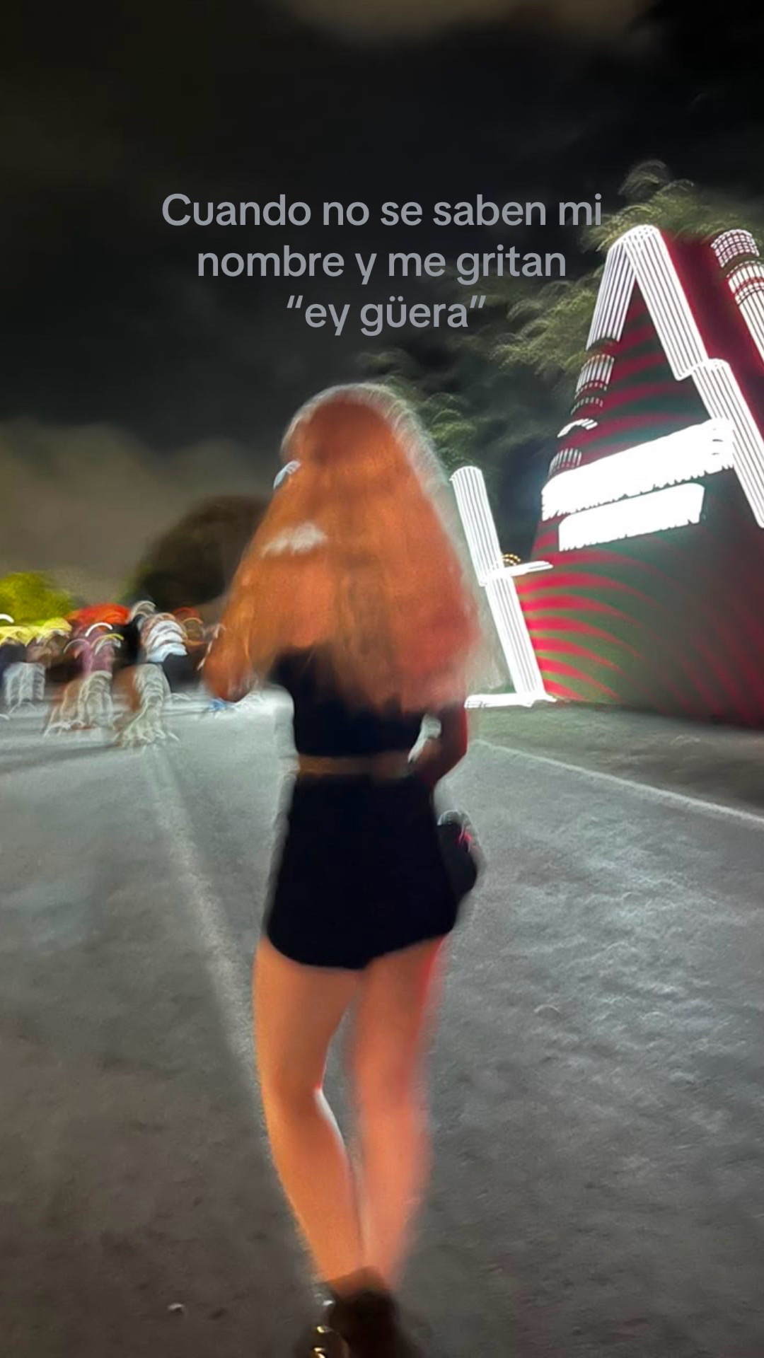 @Bella