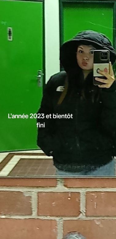 @Céline-line