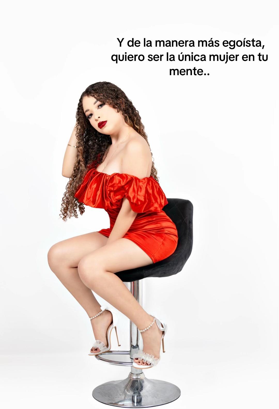 @Ana Munguia