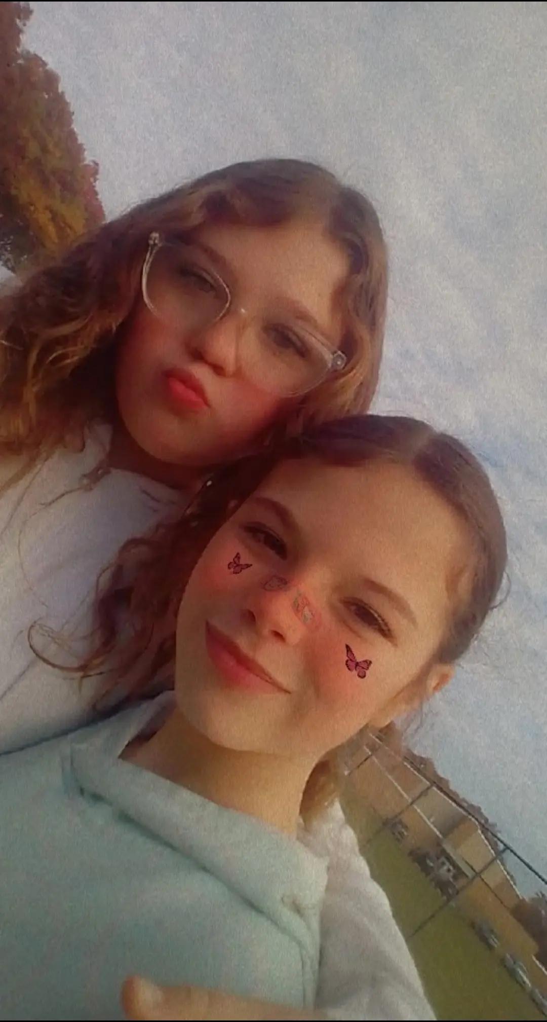 @Nic♡le J♡hns♡n