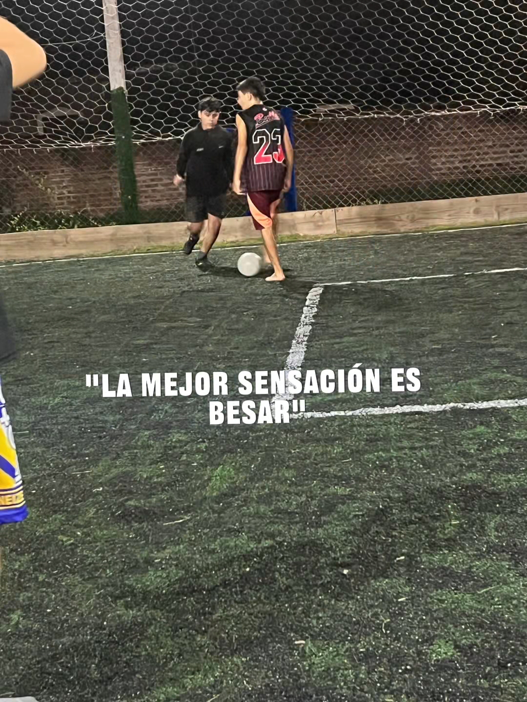 @Bėnj&acirc;✓🃏🎧