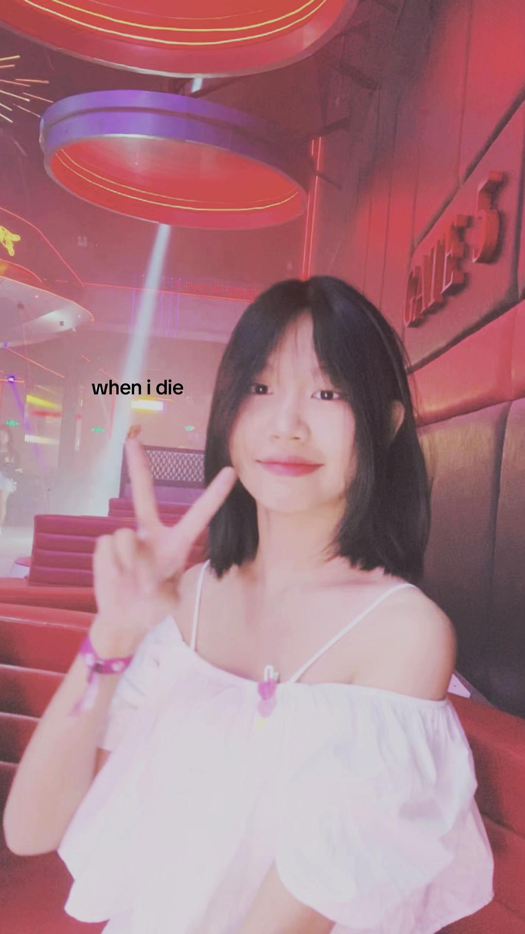 @naomie