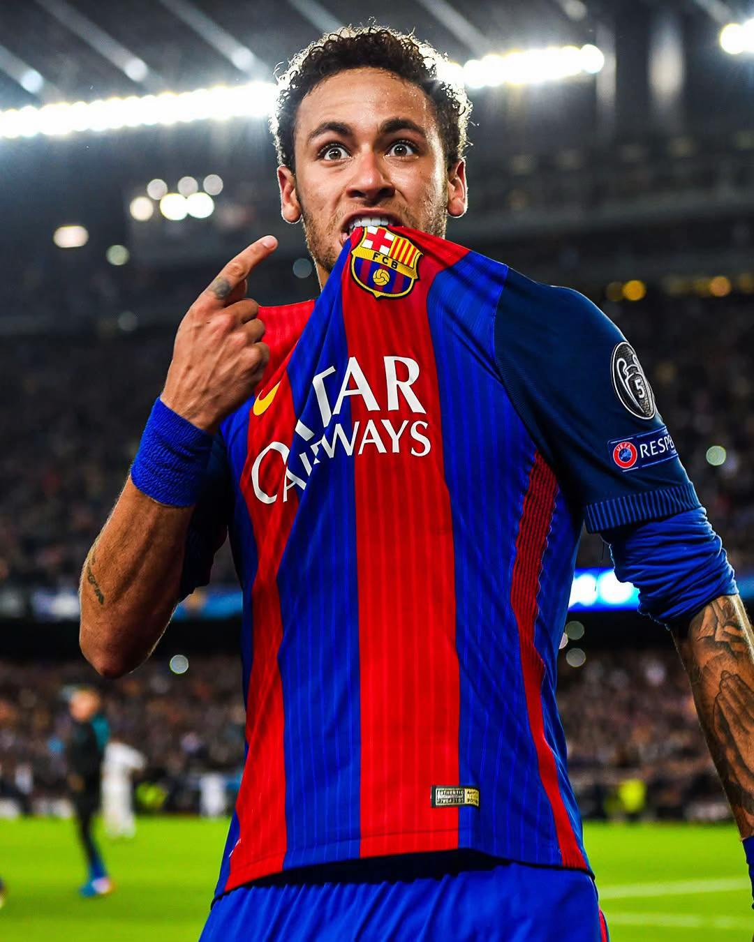 @Z 🔴🔵