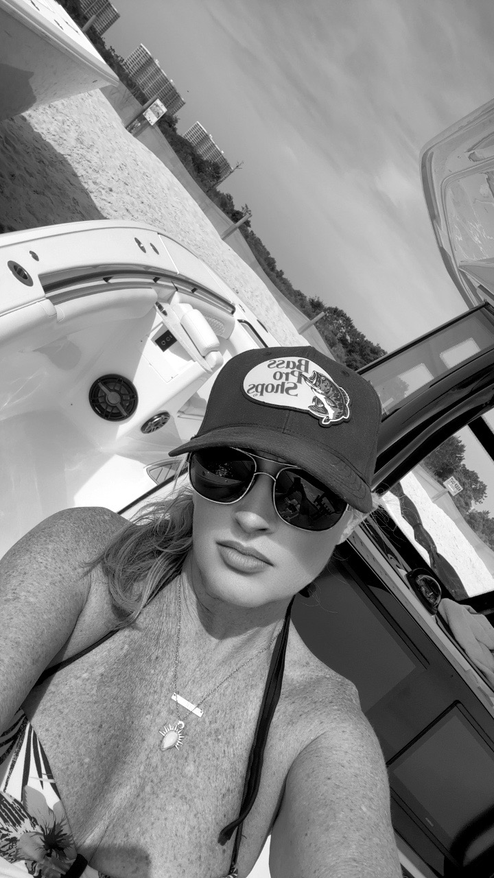 @SundyBounds ❌