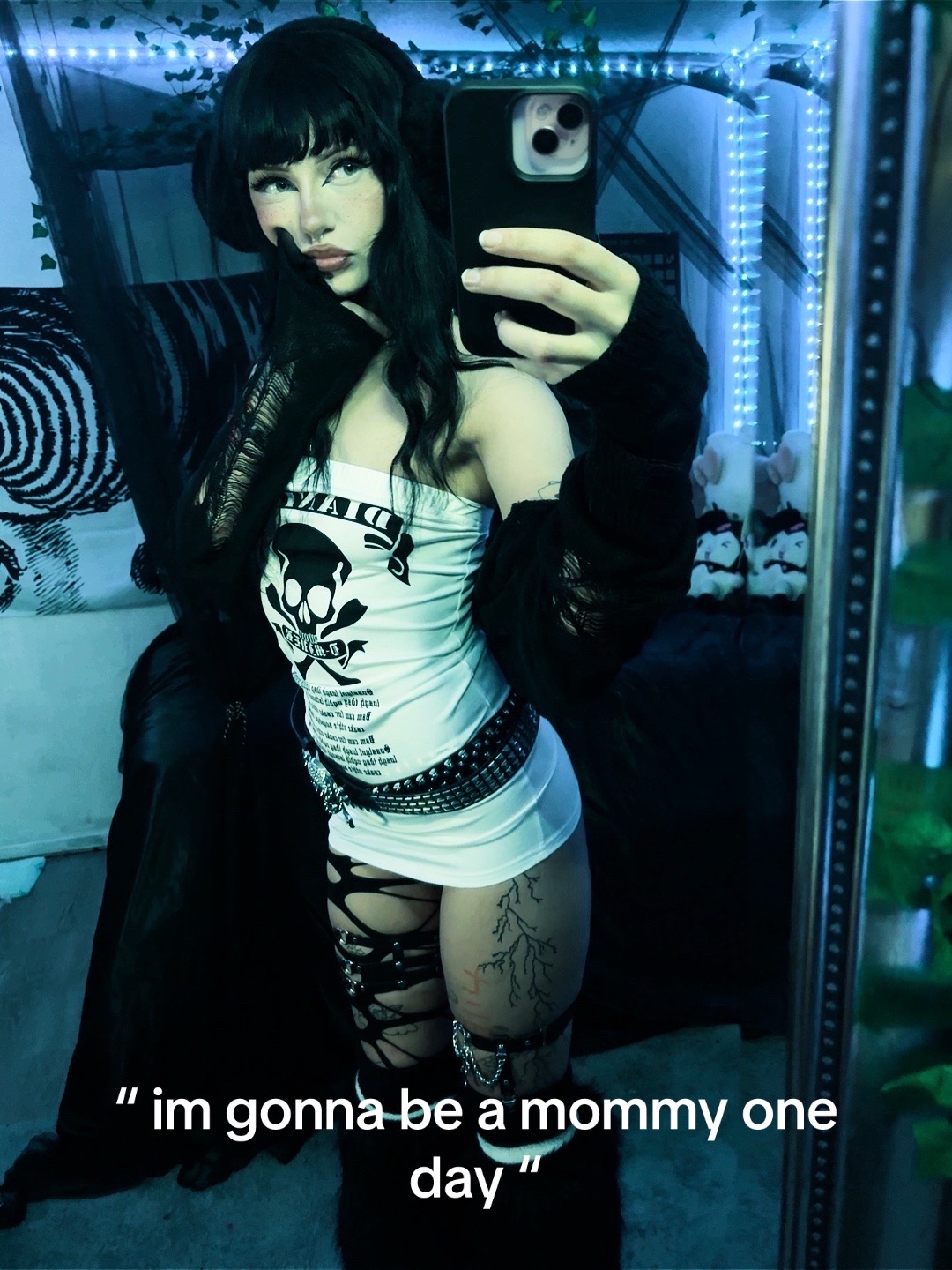 @🕷️🕸️🖤