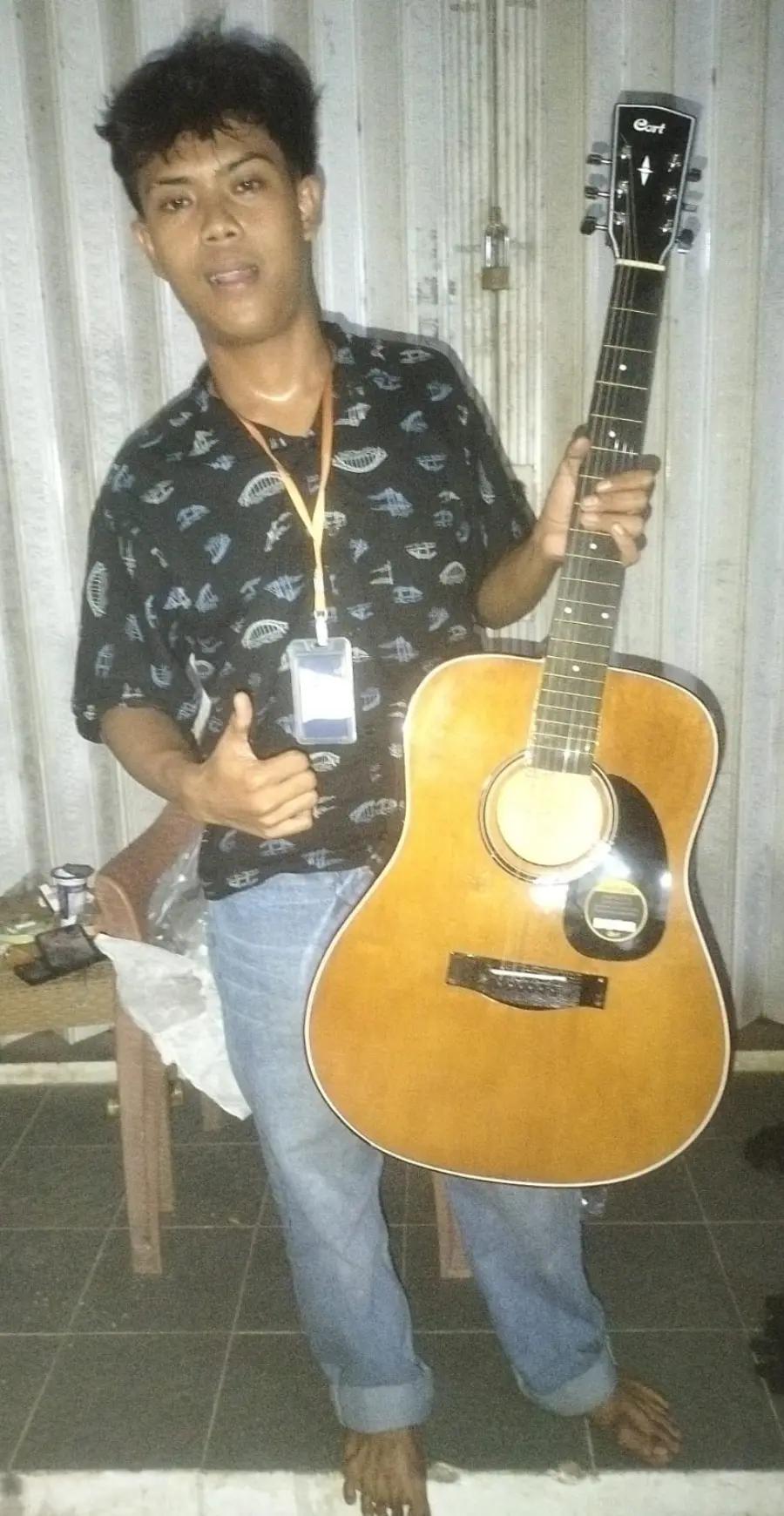 @Hanung Gitar Purwakarta