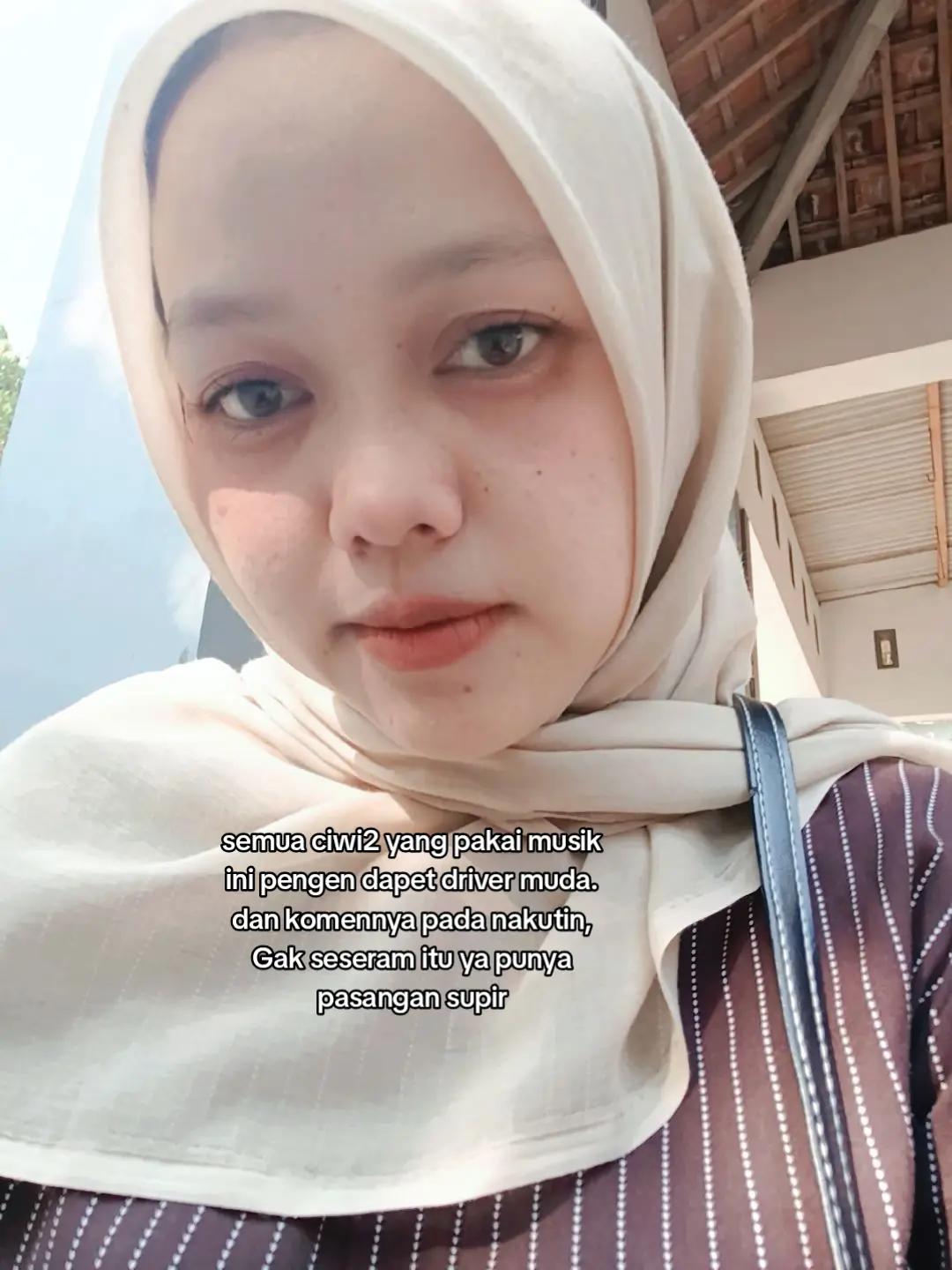 @LauraQory||Berkah outfit