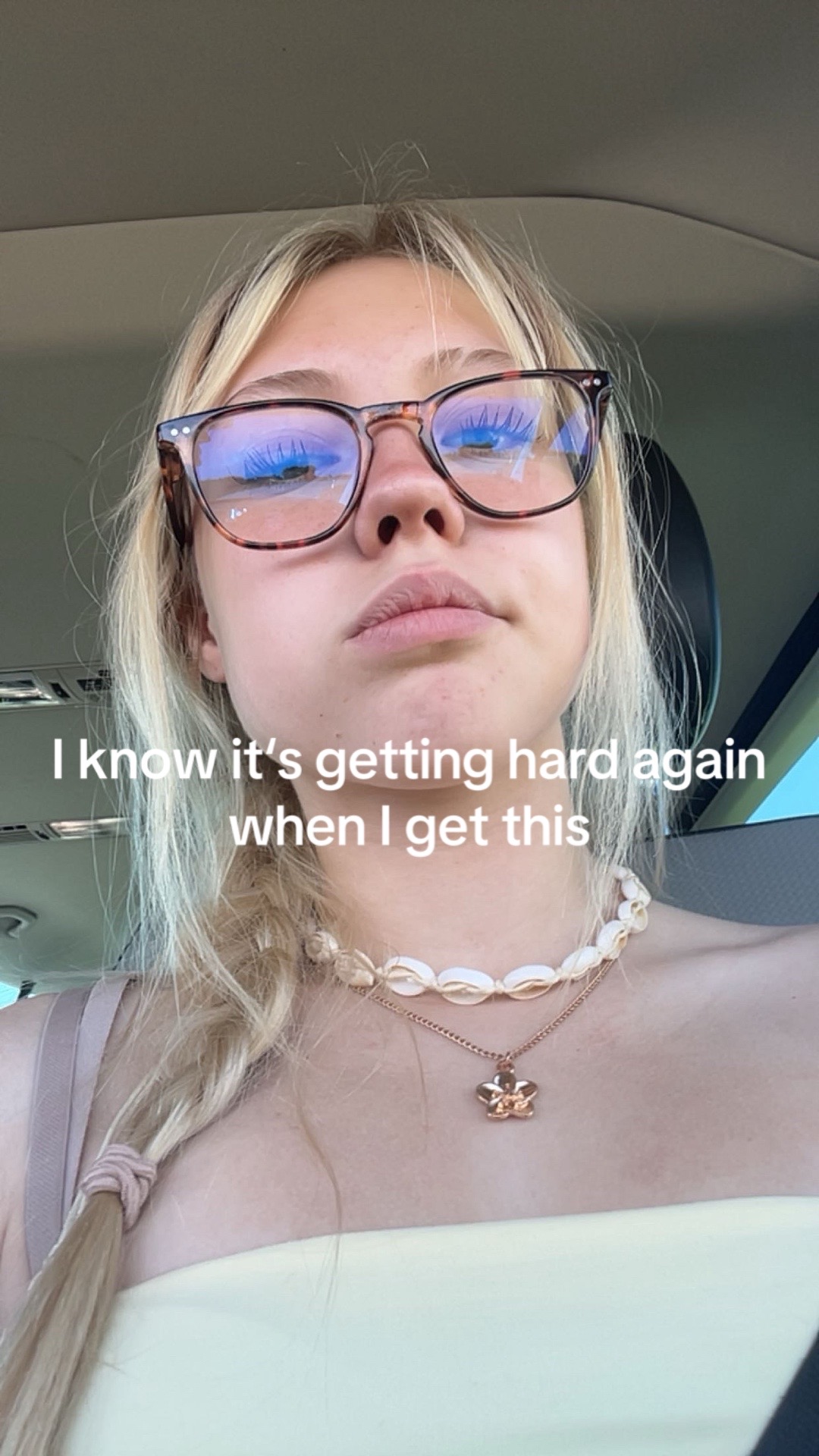 @Elisa