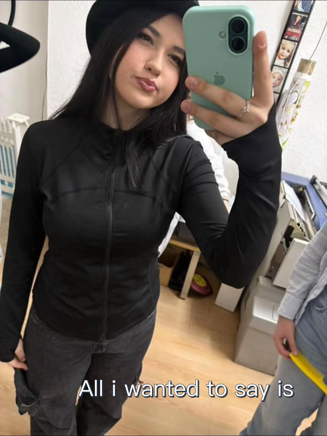 @𝓀𝒾𝓀𝒾