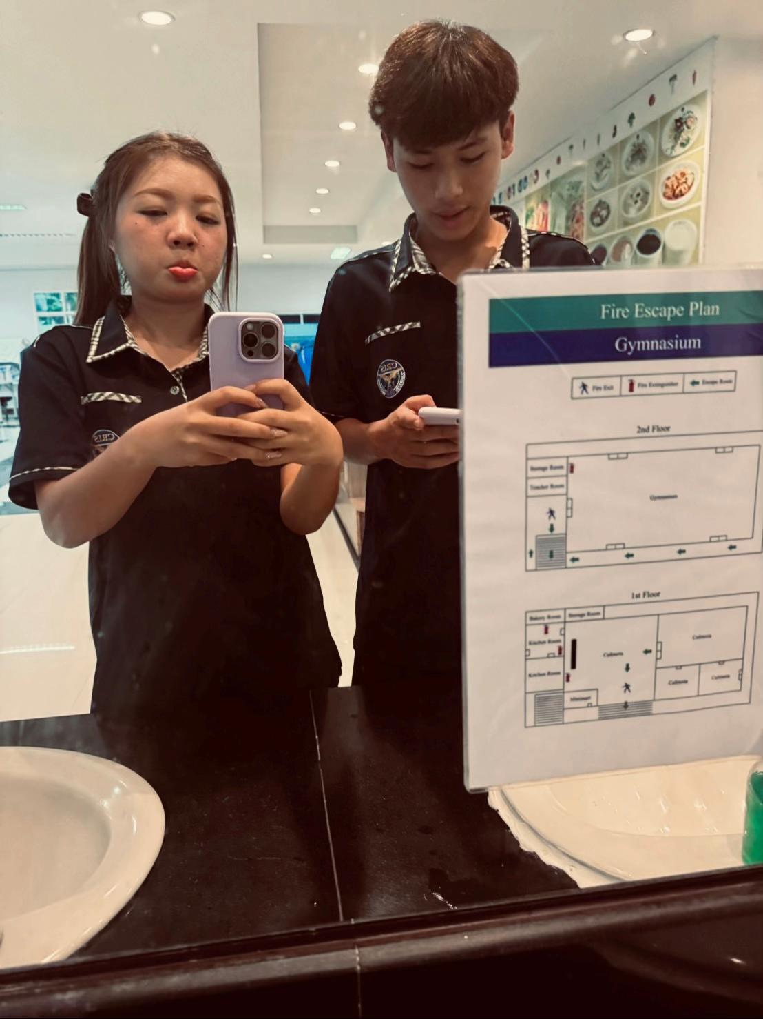 @ʙᴀɪ ᴛᴏᴇʏ ♡