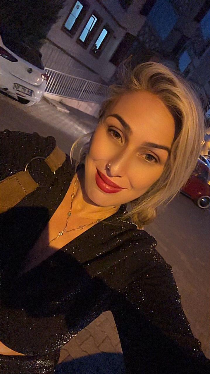 @Elaynll