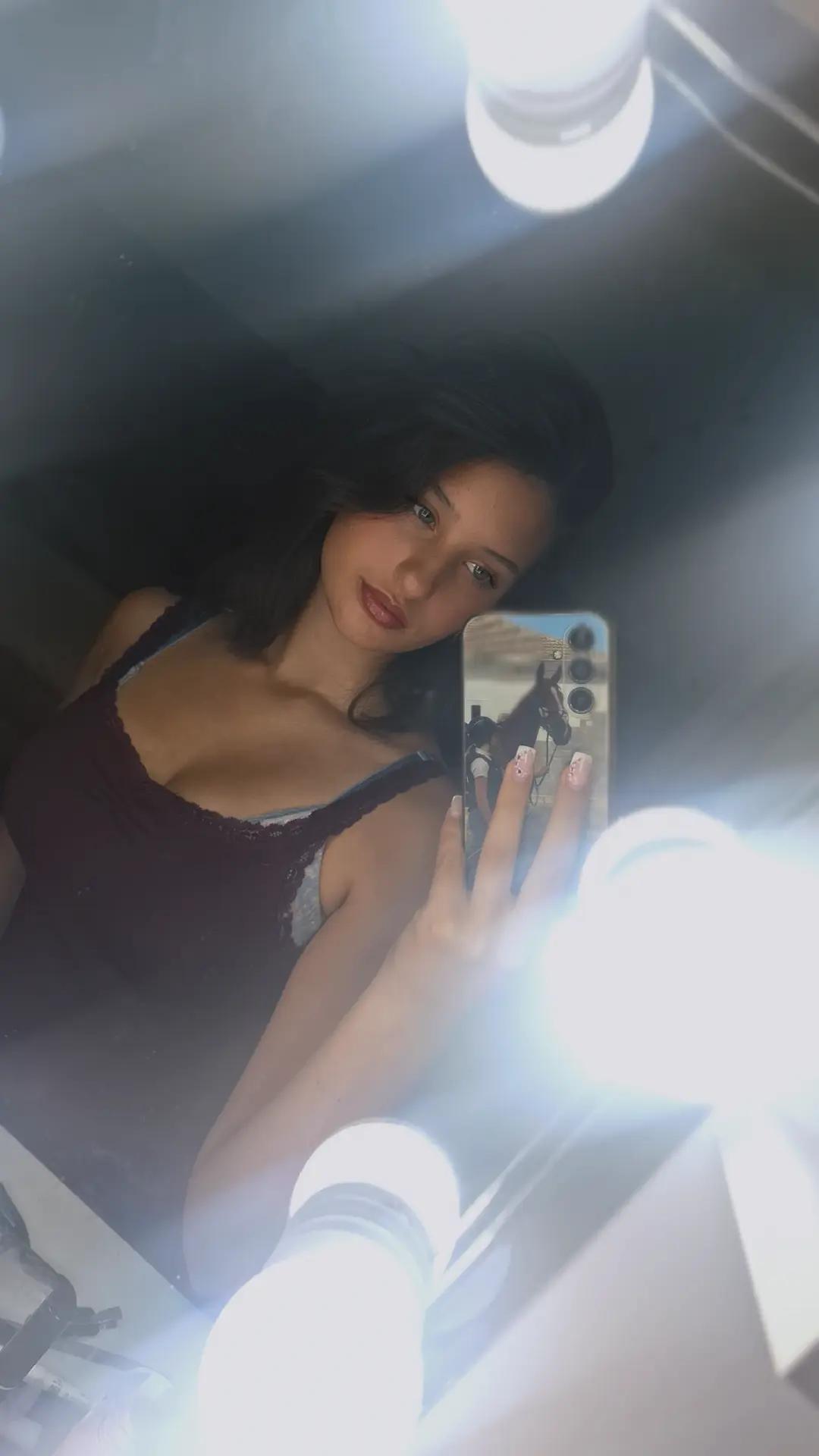 @Sophia