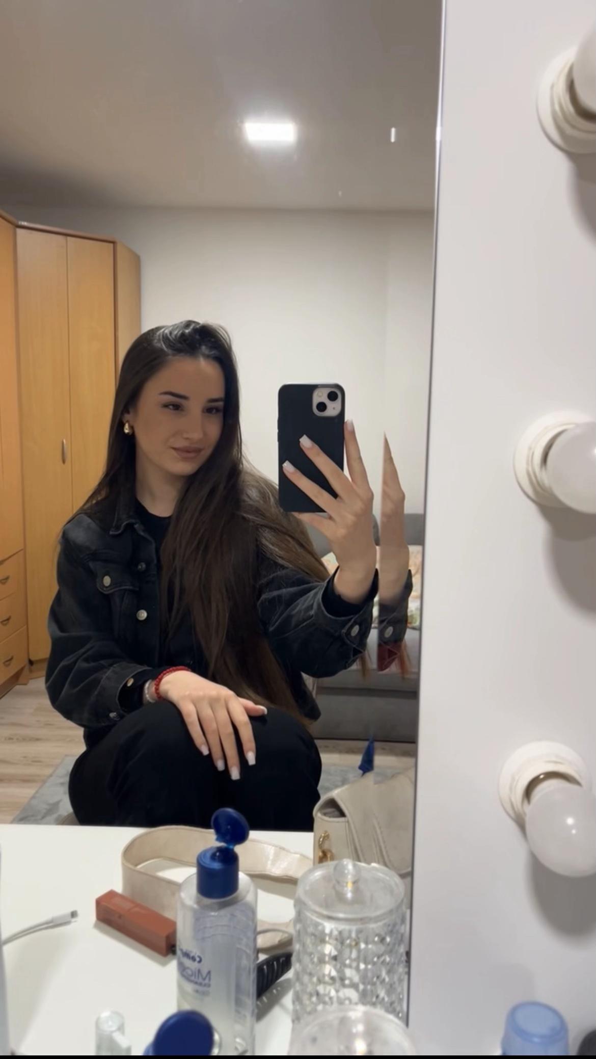 @minajovanoviiic