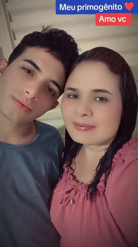 @Alessandra Flores