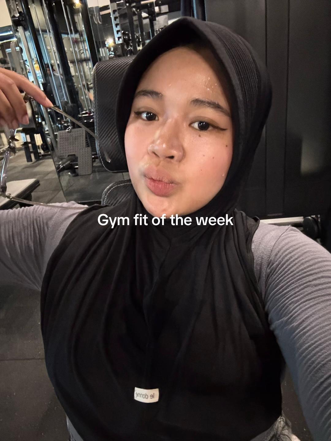 @measllaura