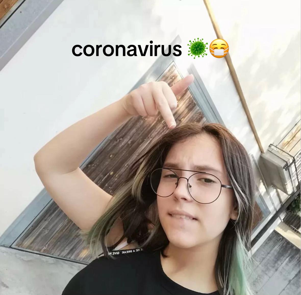 @🐖