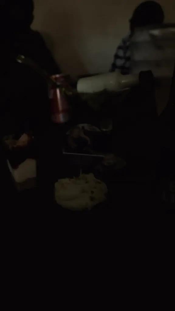 @MANNGUM BELLLLLAWRENCE