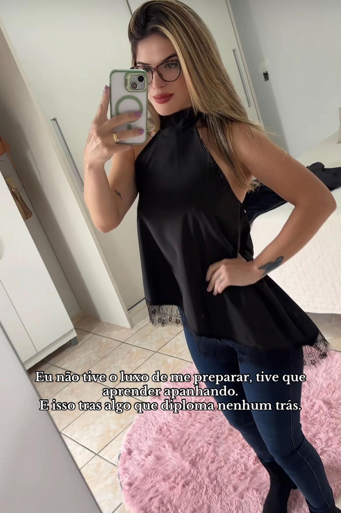 @Lari.