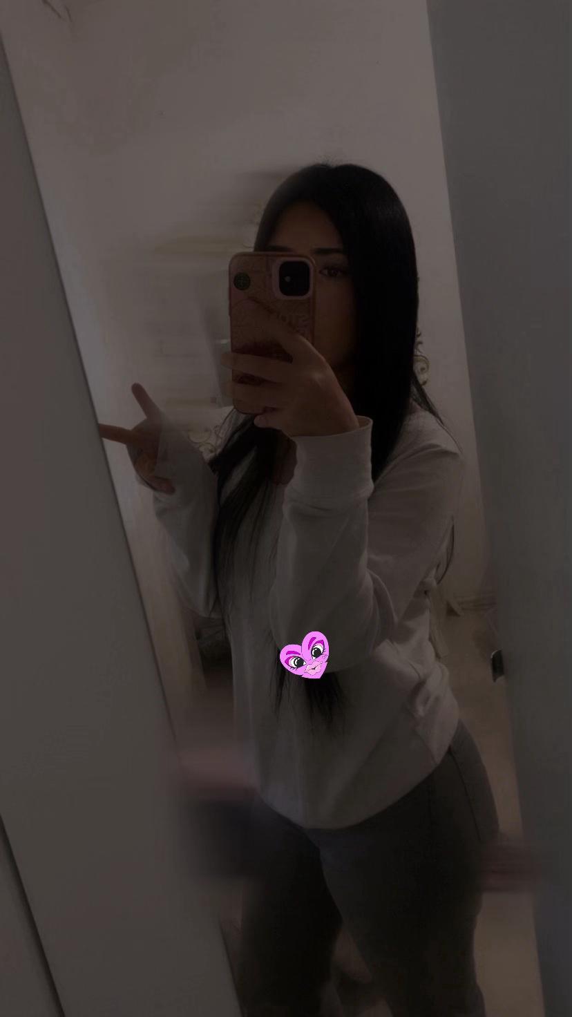 @๐๐๐ฆ๐ข๐ก๐