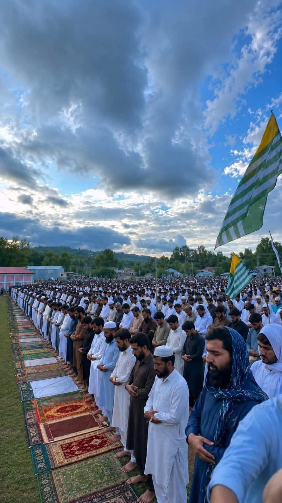 @Umer Khursheed Kashmiri