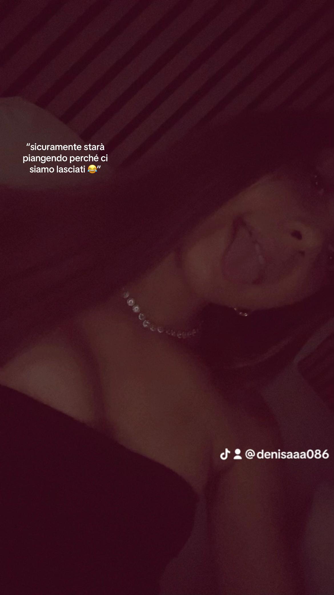 @𝐝𝐞𝐧𝐢𝐢𝐬𝐚𝐚