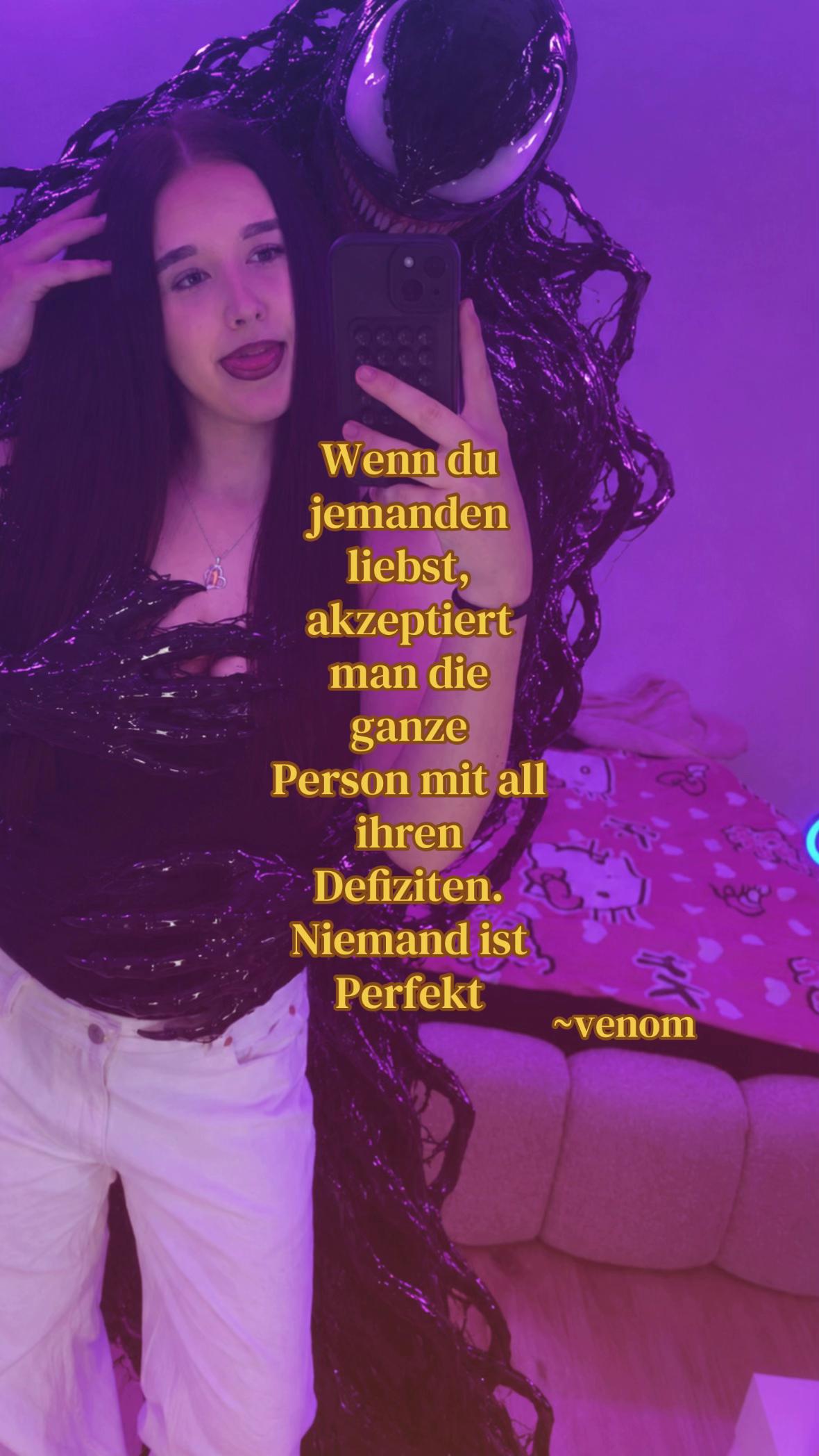 @ꨄ