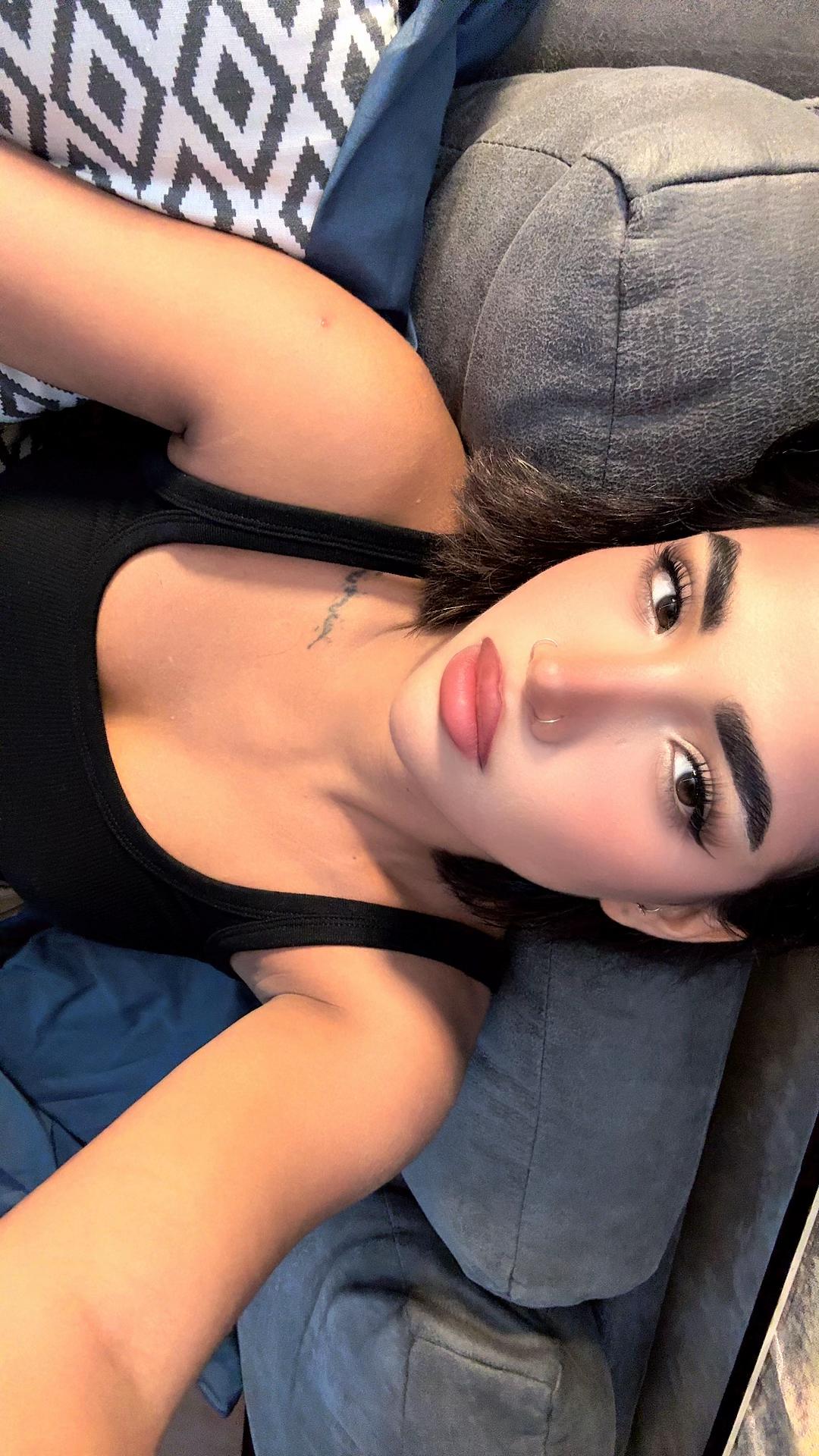 @_hildacherry
