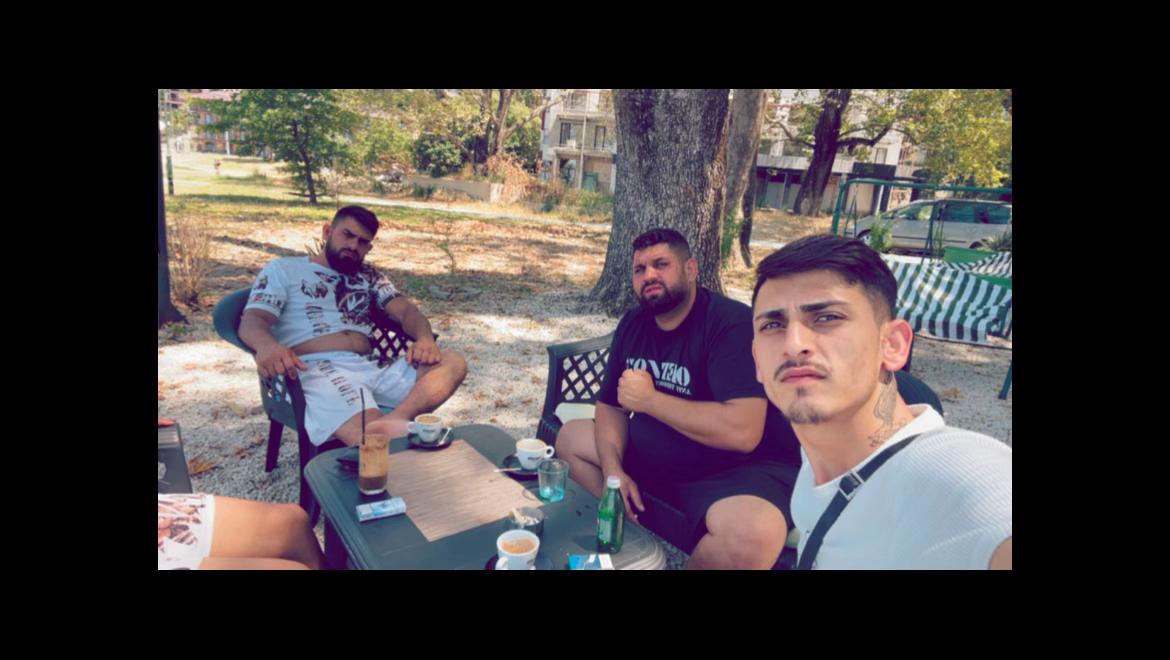 @Resat Boss 💯🖐️