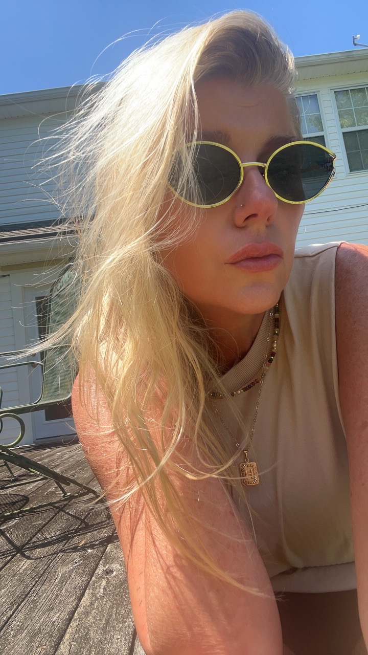 @blonde_girl🌻