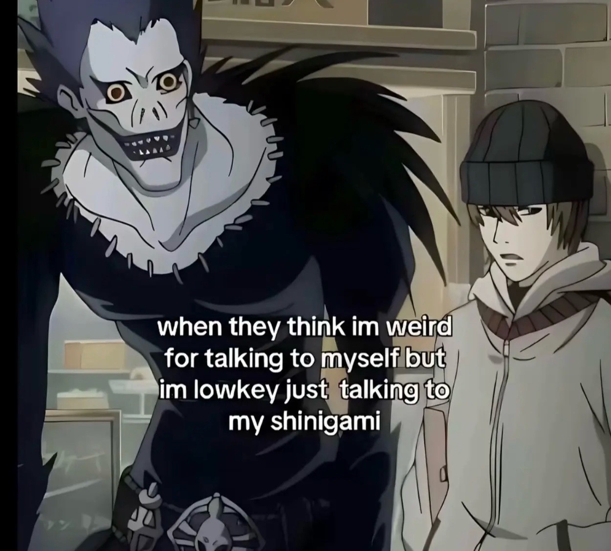 @•