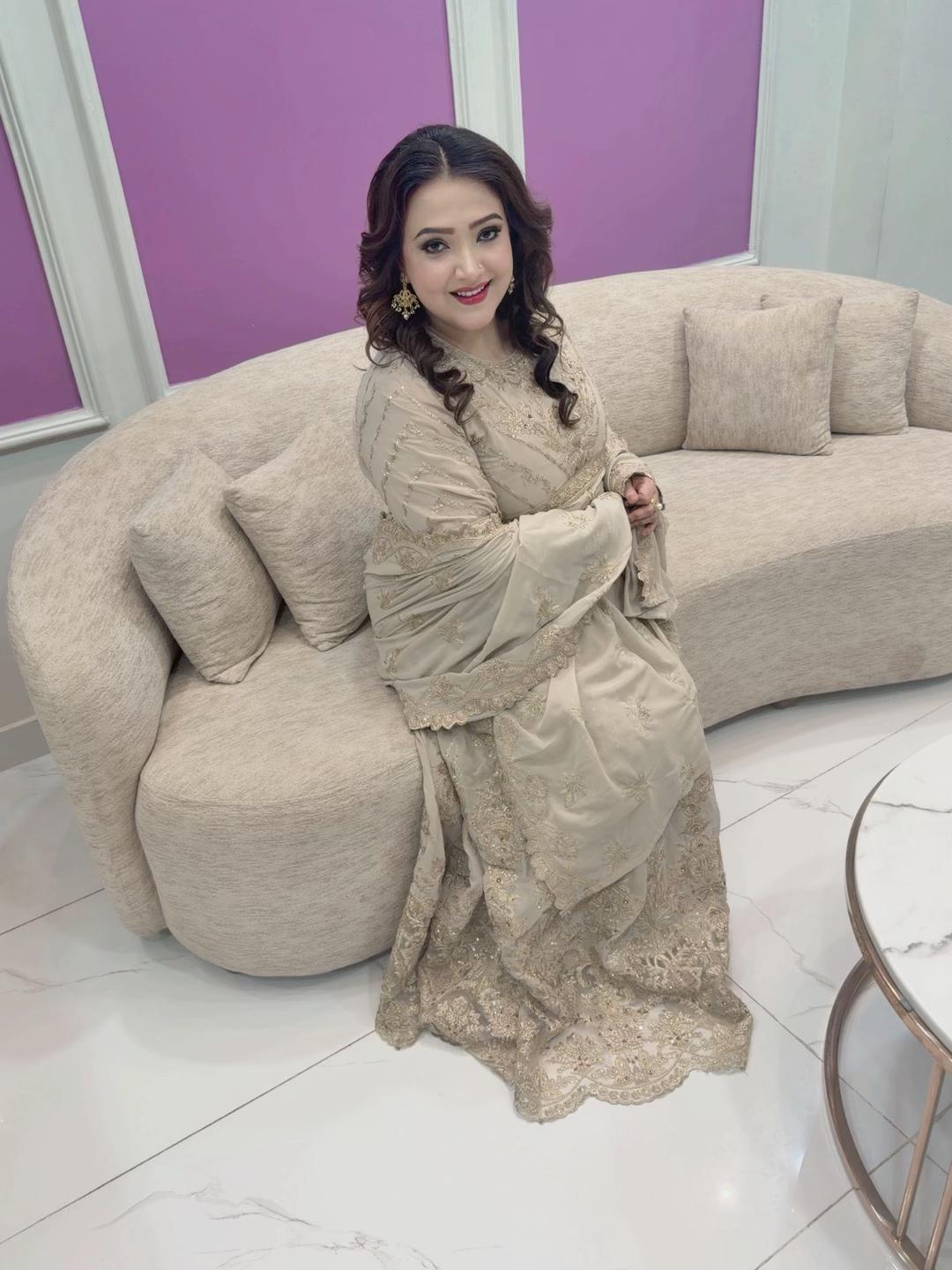 @Amnaa Kareim
