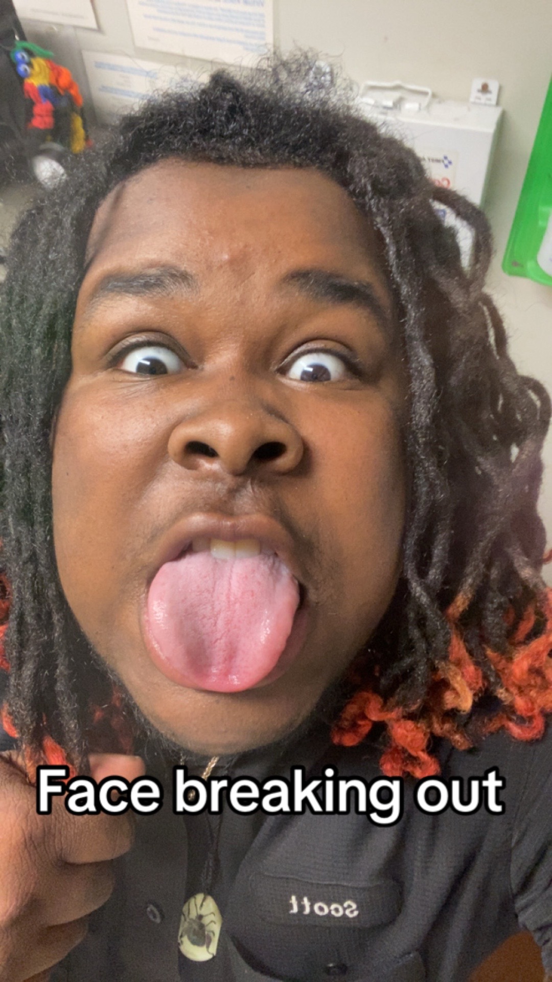 @ITSJUSTDEDE