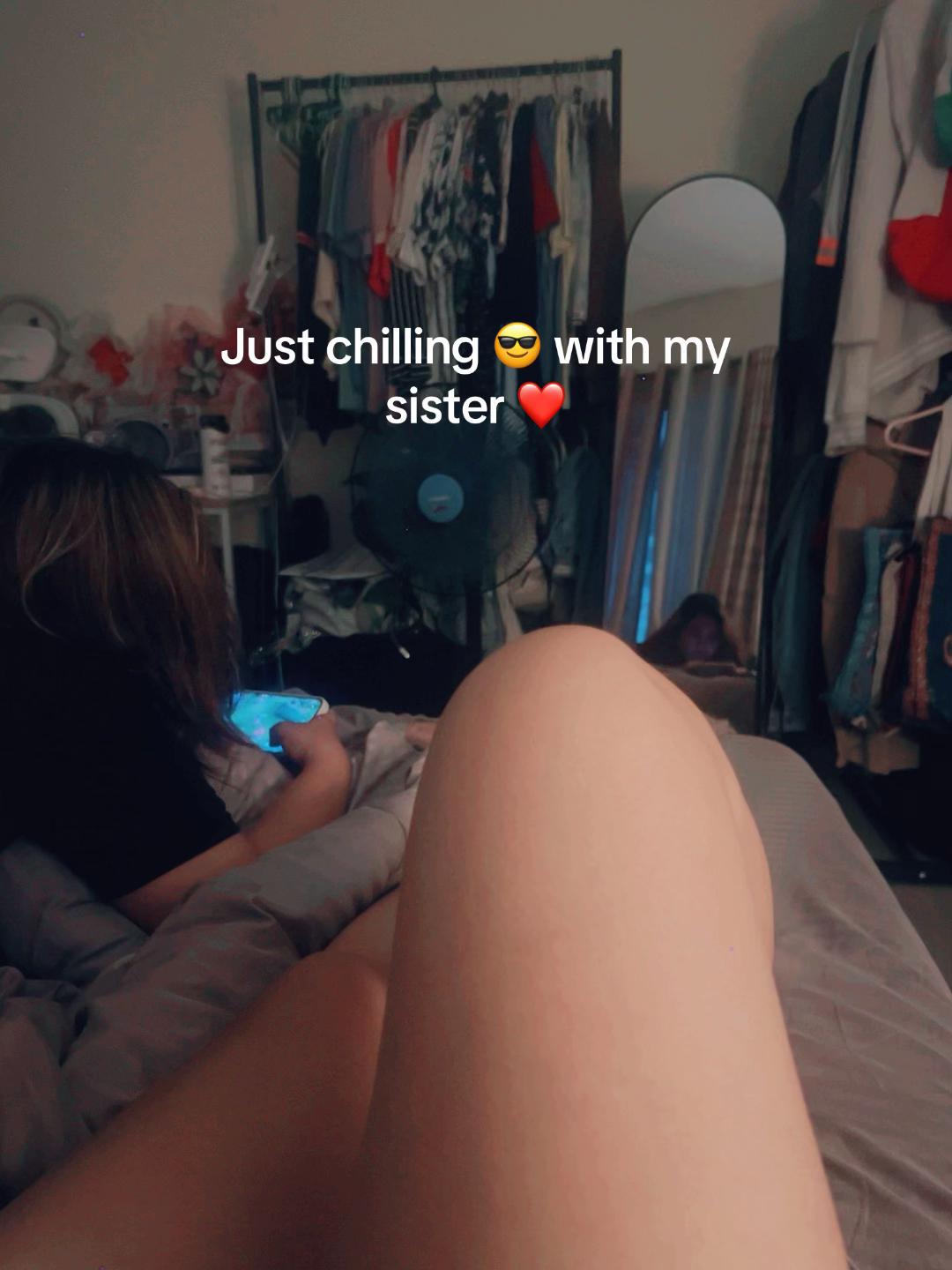 @Ella