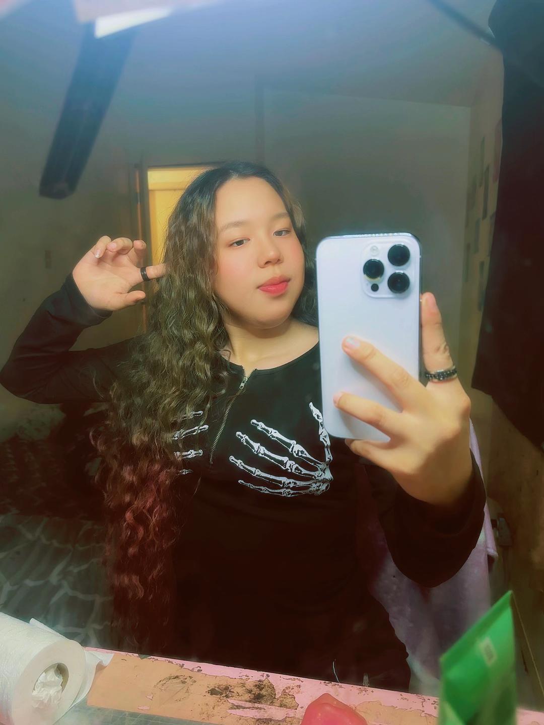@• debbs •๐