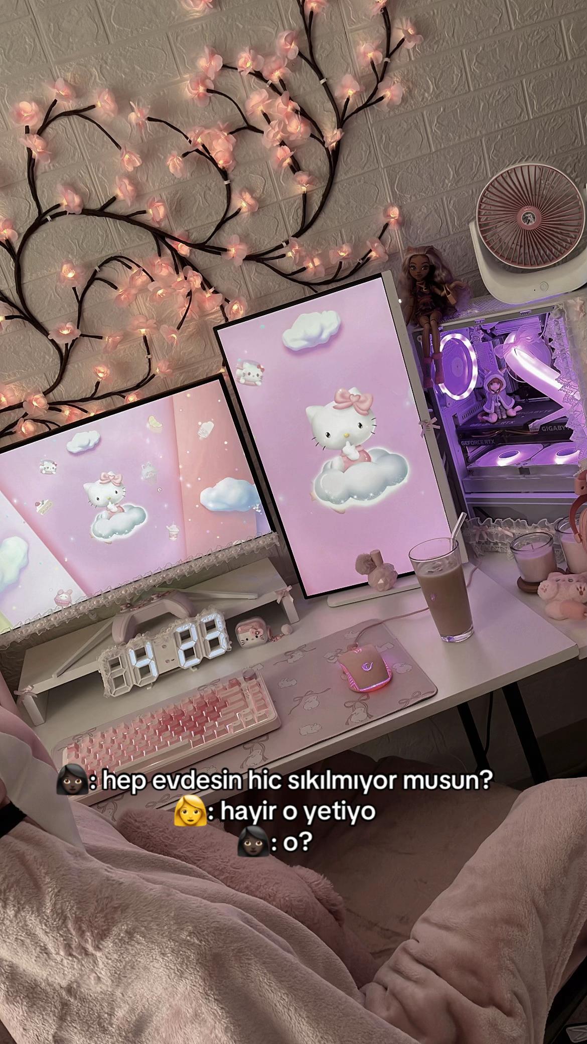 @୨ৎ𝒎𝒂𝒓𝒄𝒆𝒍𝒊𝒏𝒆