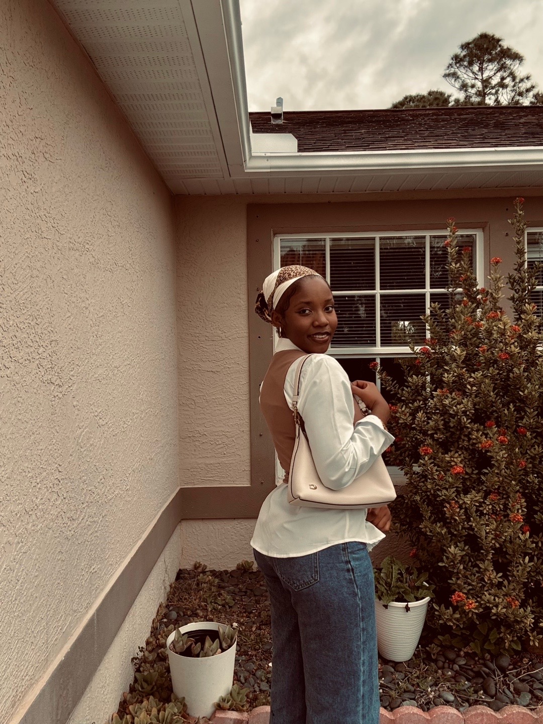 @LifewithTia